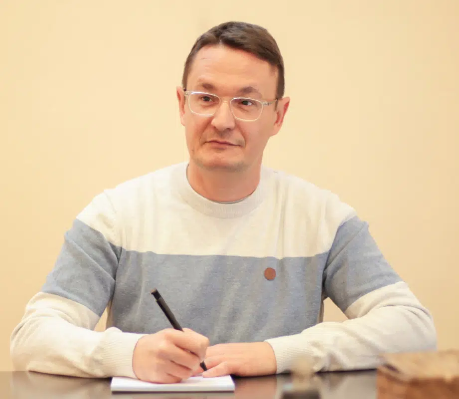 Pedro Molera. Terapias naturales online y Aspe. Enfermero especialista.